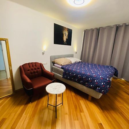 Niceapartment Wien 1010 Luaran gambar