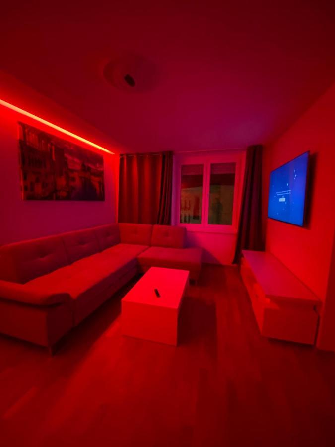 Niceapartment Wien 1010 Luaran gambar