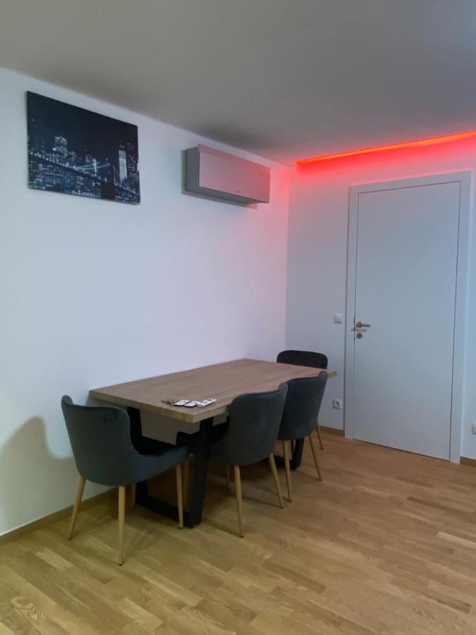 Niceapartment Wien 1010 Luaran gambar