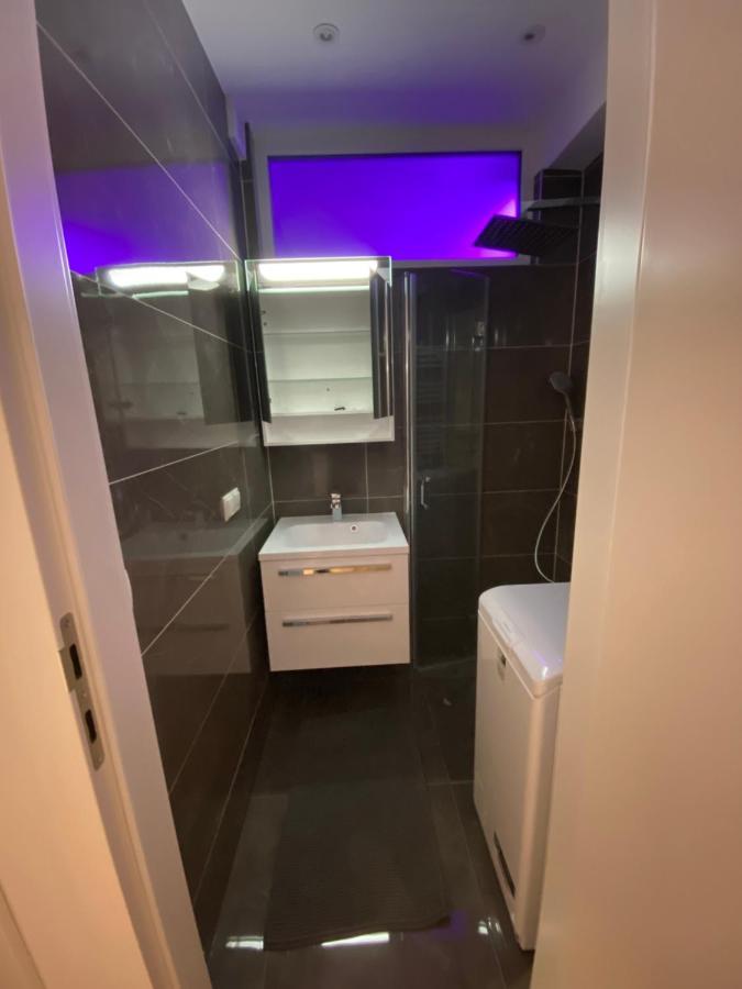 Niceapartment Wien 1010 Luaran gambar