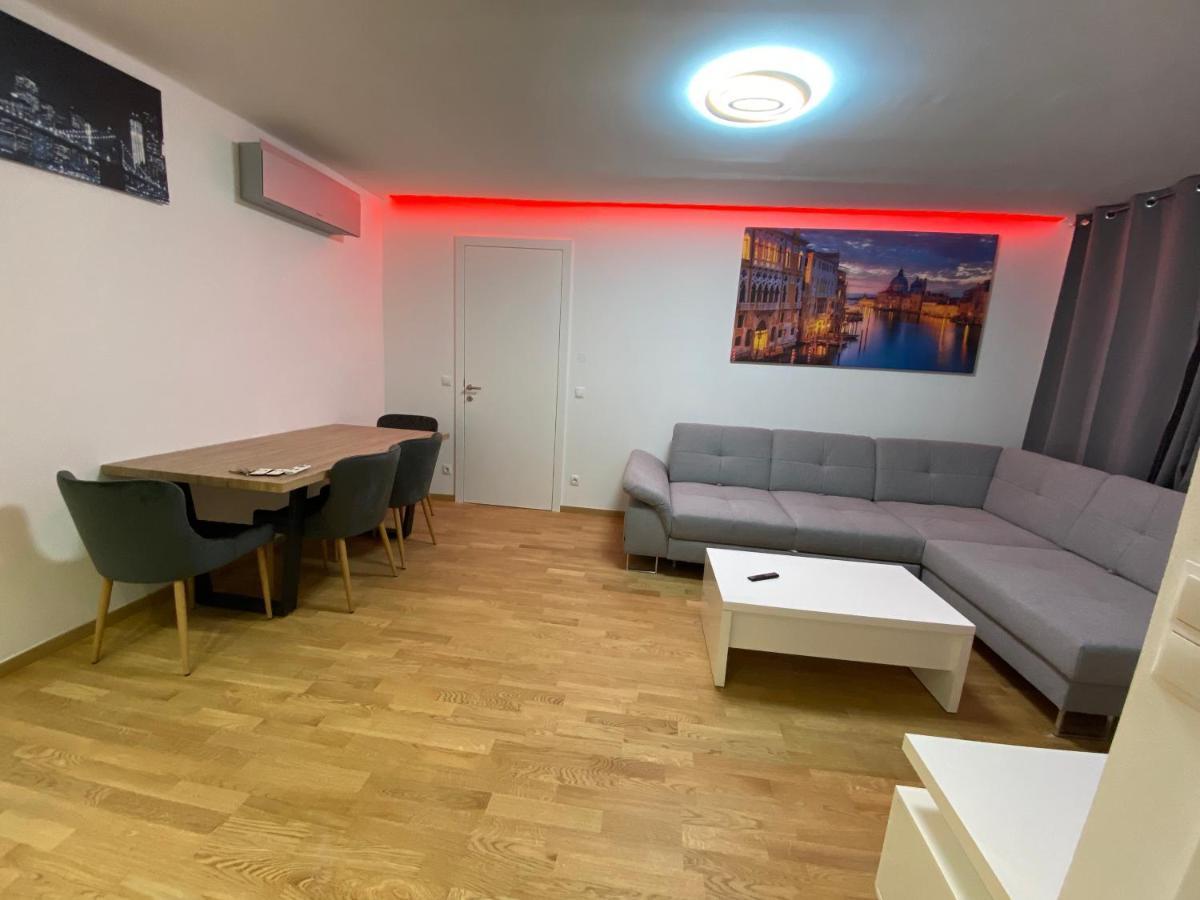 Niceapartment Wien 1010 Luaran gambar