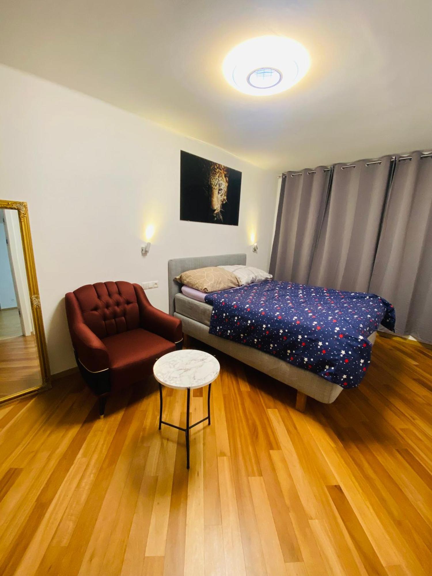 Niceapartment Wien 1010 Luaran gambar